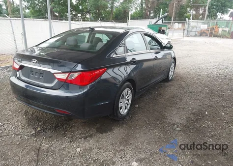 2012 Hyundai Sonata Gls z USA, uszkodzony, nr VIN 5NPEB4AC8CH312512